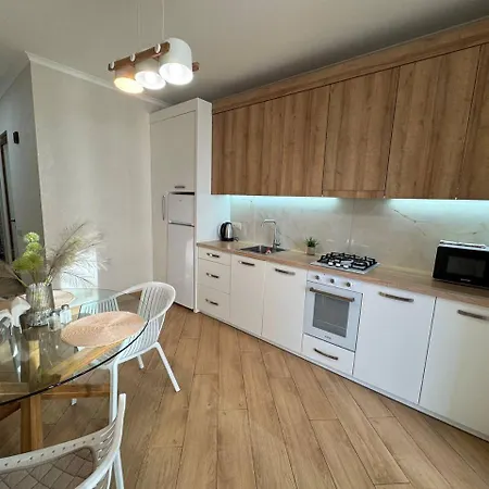 Apartment - Dzhordzha Vashynhtona Lviv Exterior photo