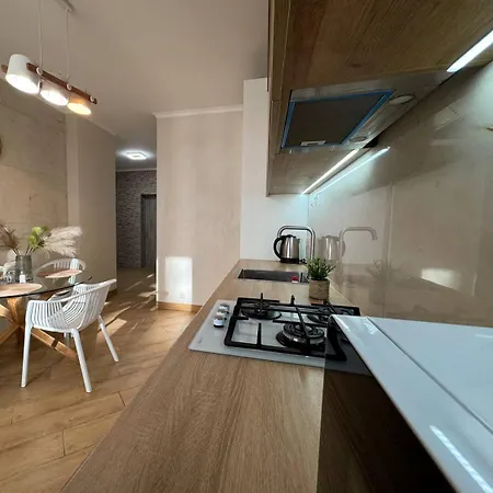 Apartment - Dzhordzha Vashynhtona Lviv Exterior photo