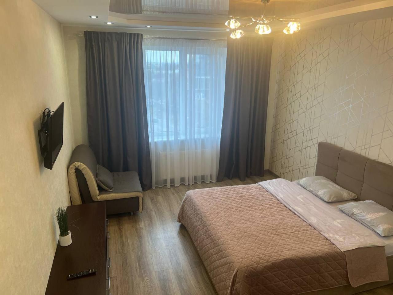 - Dzhordzha Vashynhtona Apartment