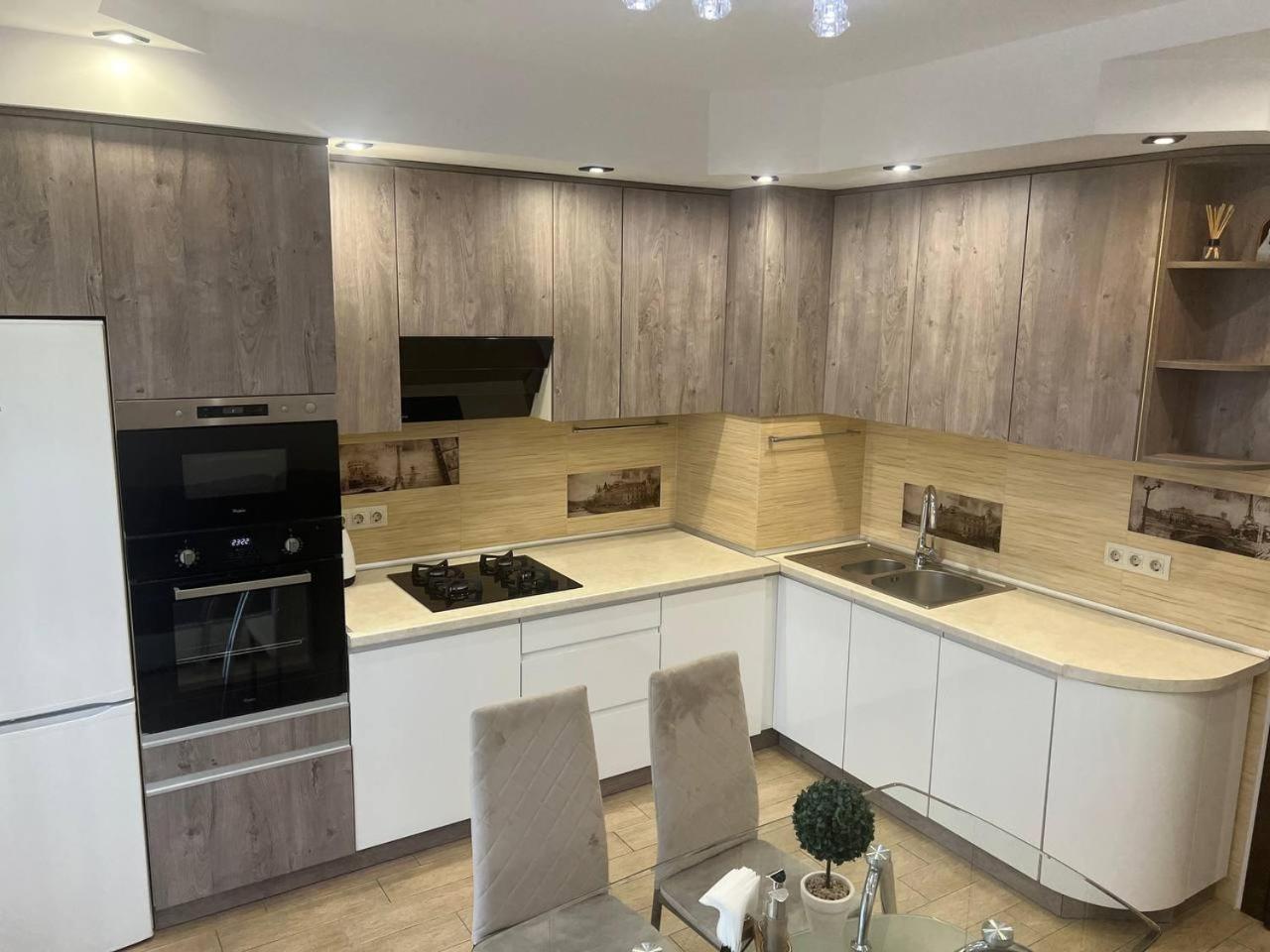 Apartment - Dzhordzha Vashynhtona *